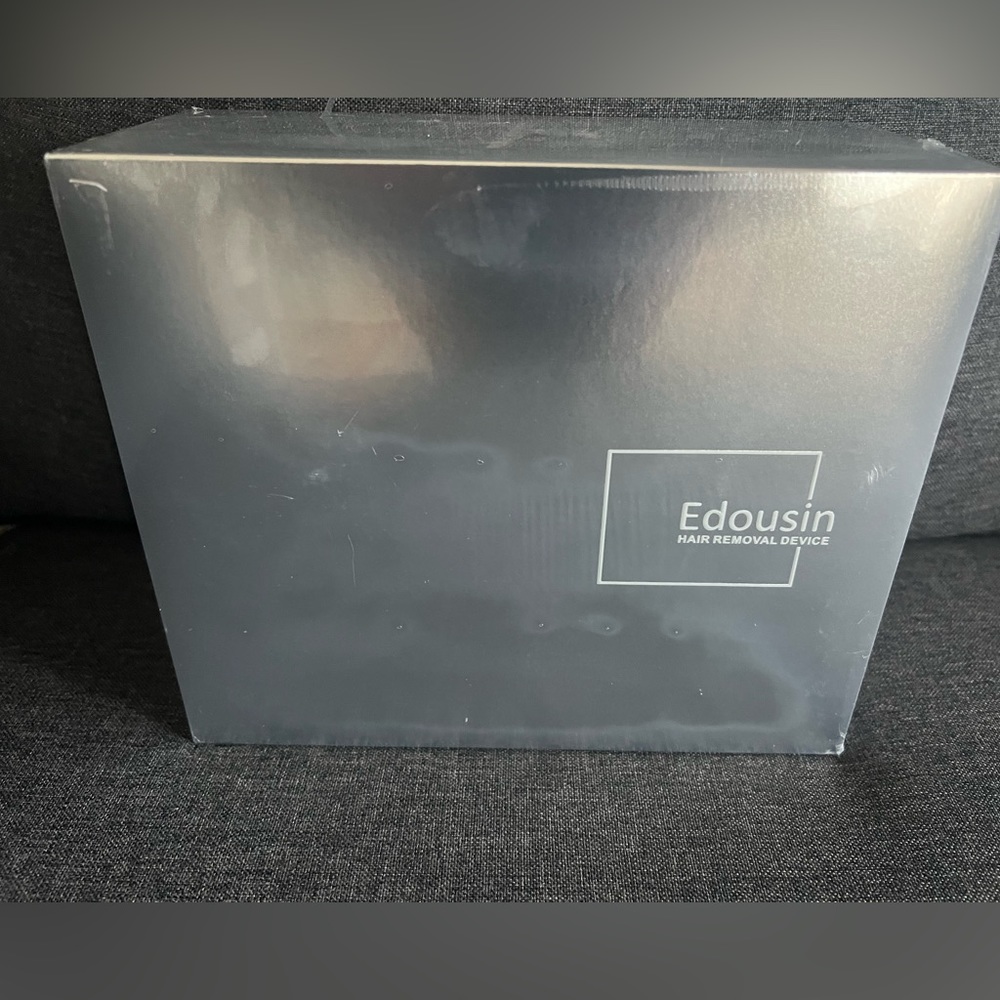 Edousin Láser Hair Removal Device New in Box